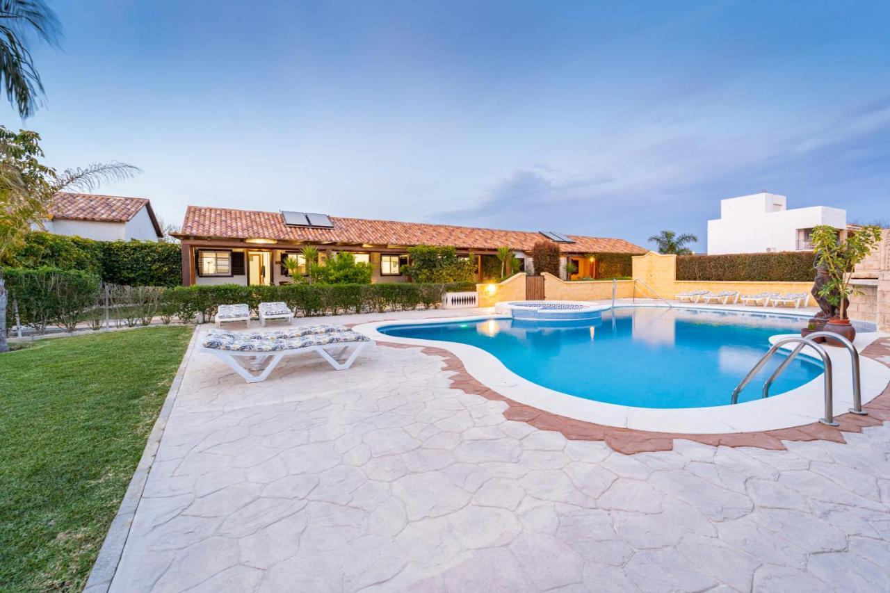 Jibazahora Tauro Holiday home